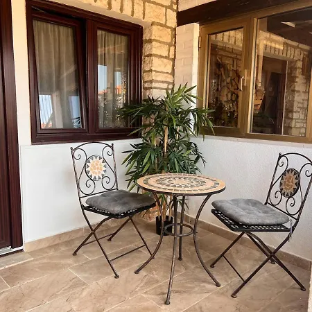 San Servolo Nature Retreat Novigrad Apartman *
